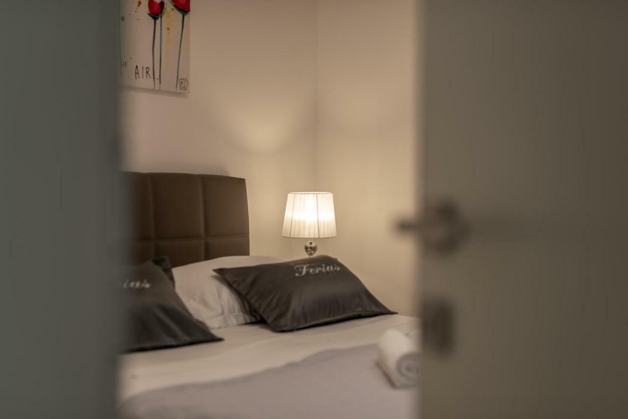 Apartment Ferias Трогир Экстерьер фото