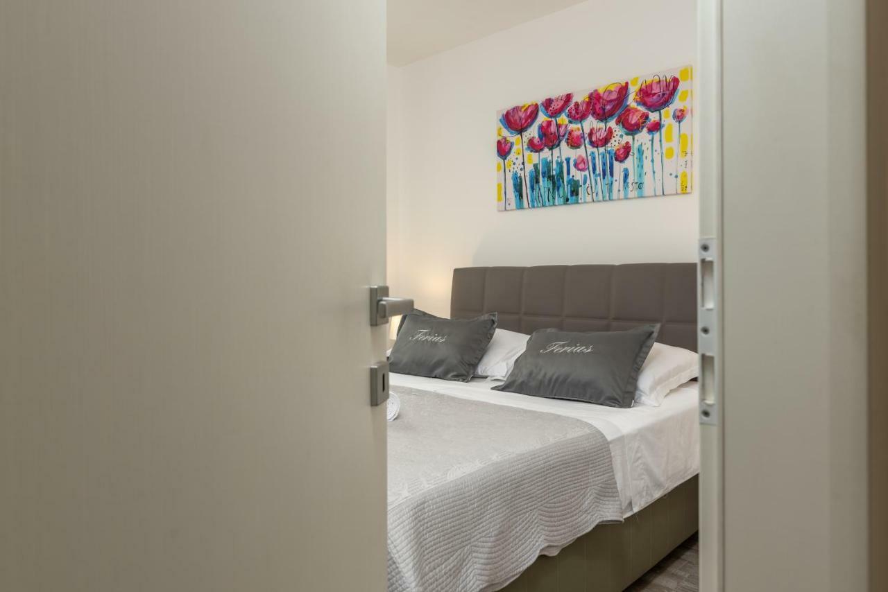 Apartment Ferias Трогир Экстерьер фото