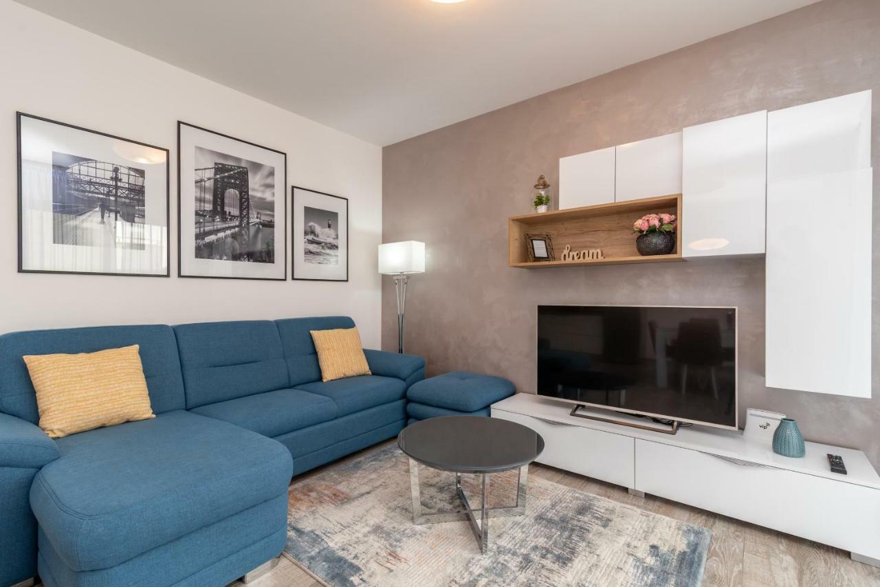 Apartment Ferias Трогир Экстерьер фото