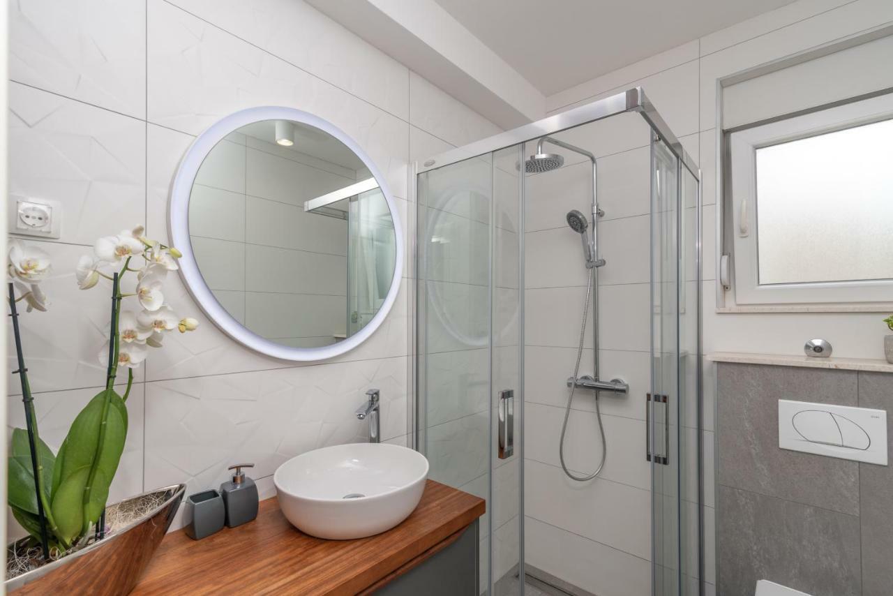 Apartment Ferias Трогир Экстерьер фото